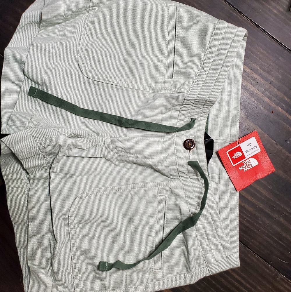 The North Face shorts Size 2